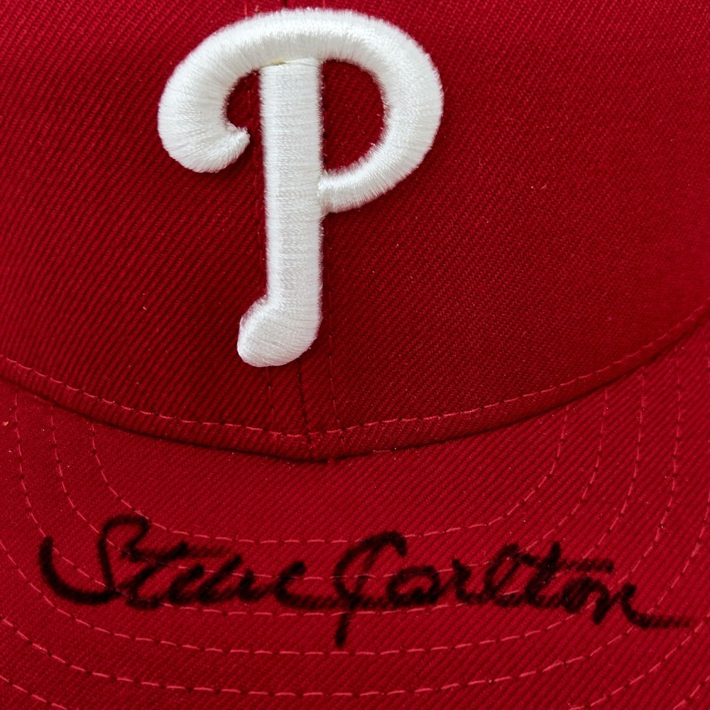 2001 Fleer Legacy Autographed MLB Fitted Cap Steve Carlton with Certificate